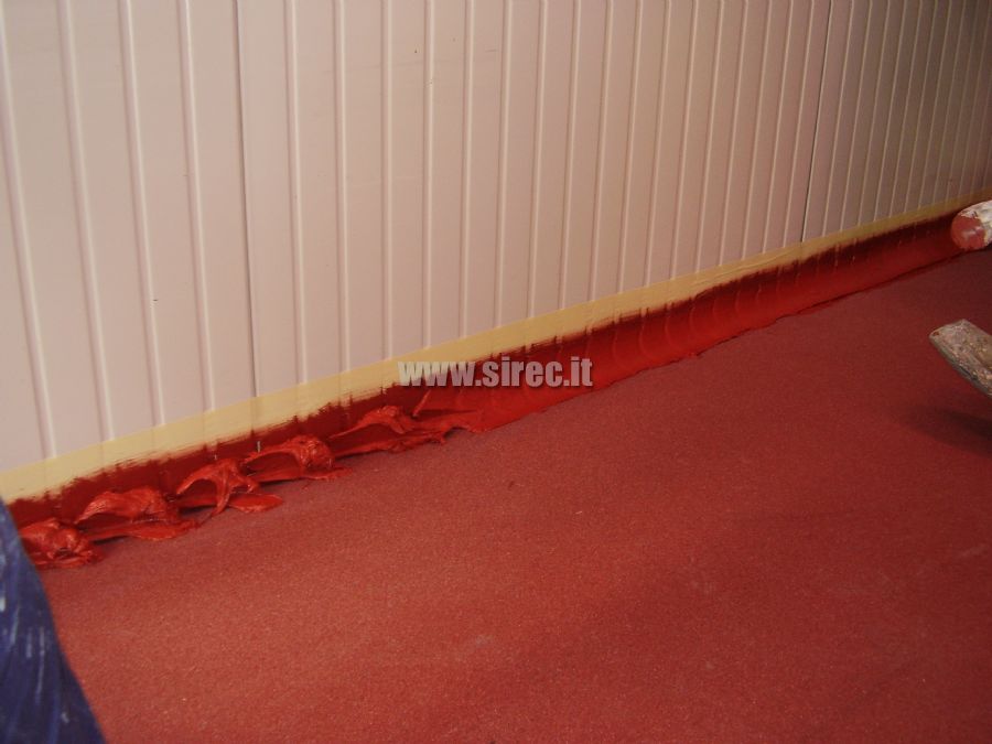 Insulated panels perimeter base board