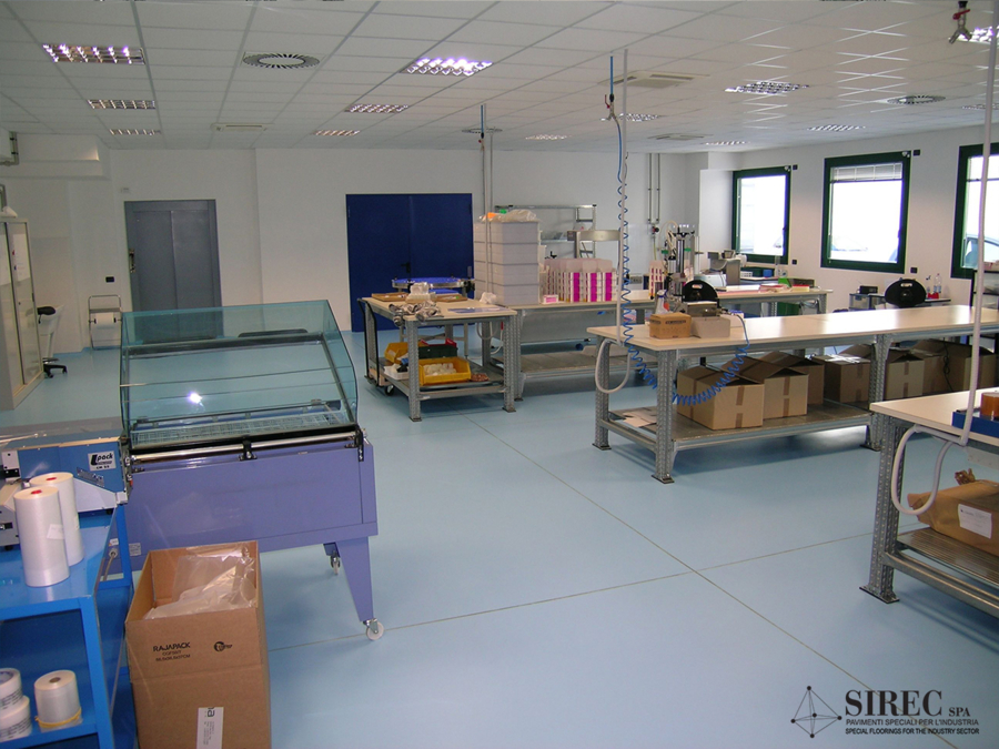 Pavimento in malta resina per azienda chimica